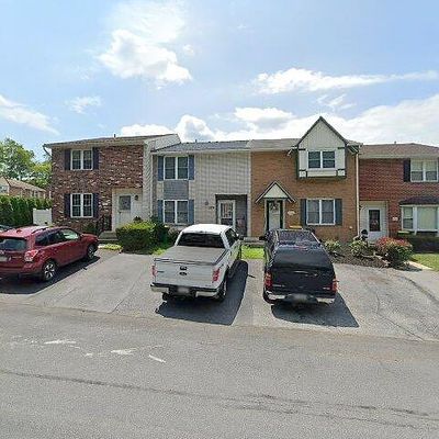 1974 Aster Rd, Macungie, PA 18062