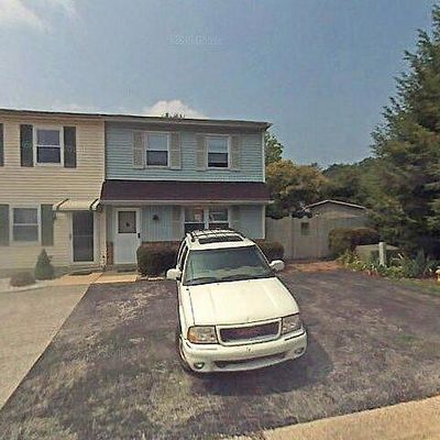 2 Margit Ln, Wilmington, DE 19810