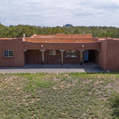 2 Puebla Colinas Rd, Edgewood, NM 87015