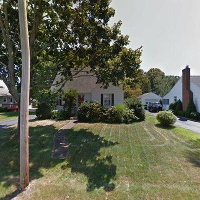 170 Maple St, Branford, CT 06405