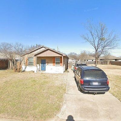 1705 E Davis Ave, Fort Worth, TX 76104