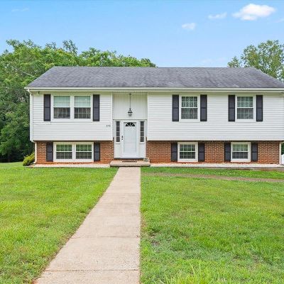 171 Maple Ln, Amherst, VA 24521