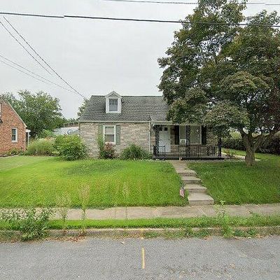 171 S 4 Th St, Mount Wolf, PA 17347