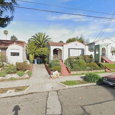 1711 Carleton St, Berkeley, CA 94703