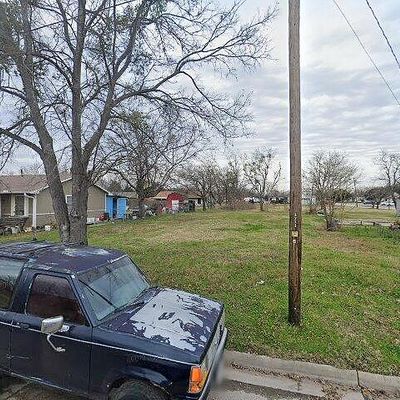 1711 Marshall St, Kaufman, TX 75142