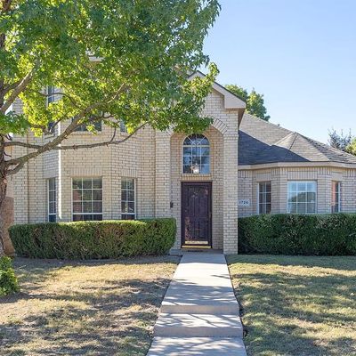 1726 Calgary Dr, Desoto, TX 75115