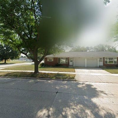 1727 S Oneida St, Green Bay, WI 54304