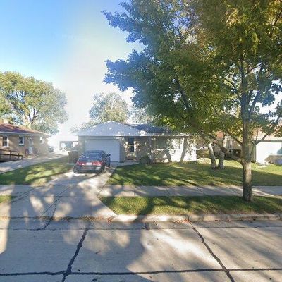 1741 Monroe Ave, Racine, WI 53405