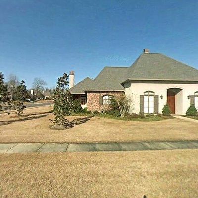 17636 Heritage Estates Dr, Baton Rouge, LA 70810