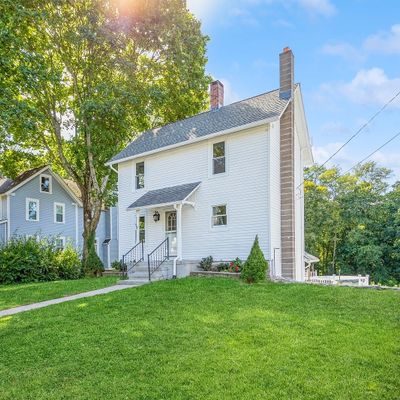 18 Blake St, Ivoryton, CT 06442