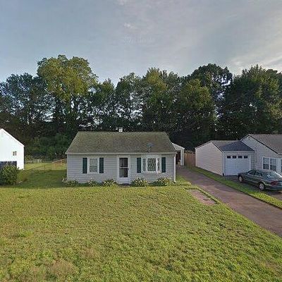 18 Circle Dr, Wallingford, CT 06492