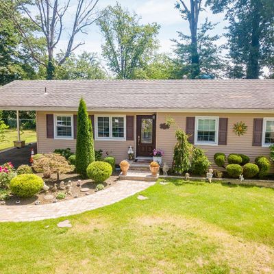 18 Columbia Rd, Parlin, NJ 08859