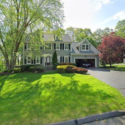 18 Sarenee Cir, Trumbull, CT 06611