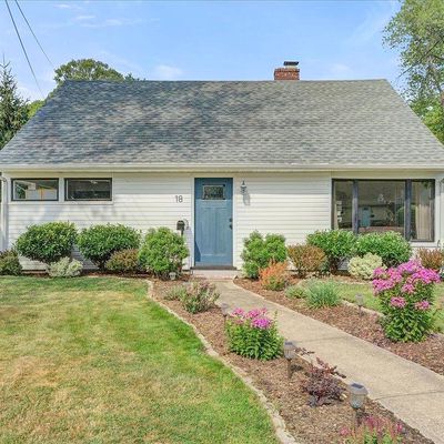 18 Wilson Pl, Red Bank, NJ 07701