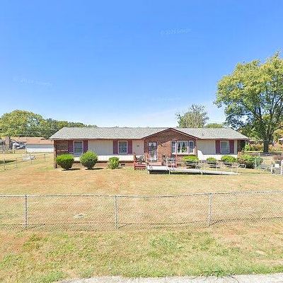 209 Sewell Dr, Clarksville, TN 37042