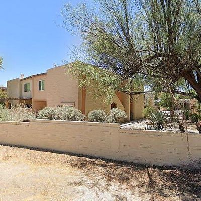 2091 N Camino De La Cienega, Tucson, AZ 85715