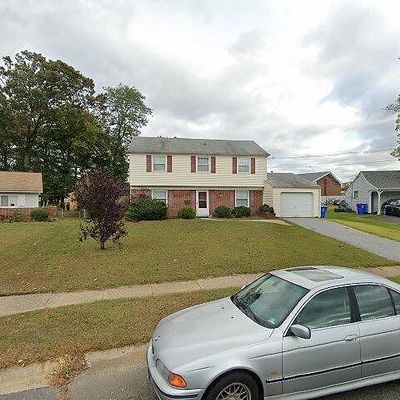 21 Balfour Ln, Willingboro, NJ 08046