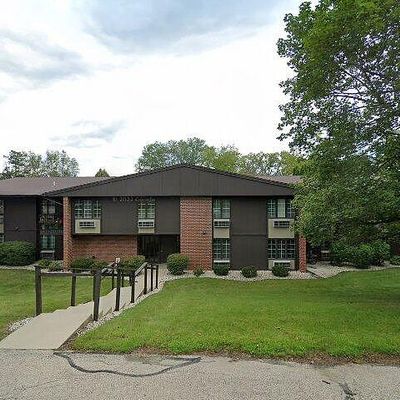 21 Matterhorn Cir #21 02, Lake Geneva, WI 53147