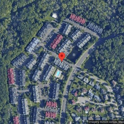 21 Newburgh Dr, Edison, NJ 08820