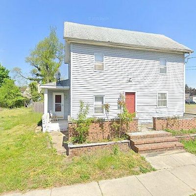 21 W Buck St, Paulsboro, NJ 08066