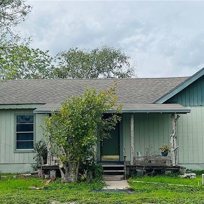 210 County Road 3051, Orange Grove, TX 78372