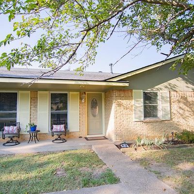 210 Lovers Ln, Malakoff, TX 75148