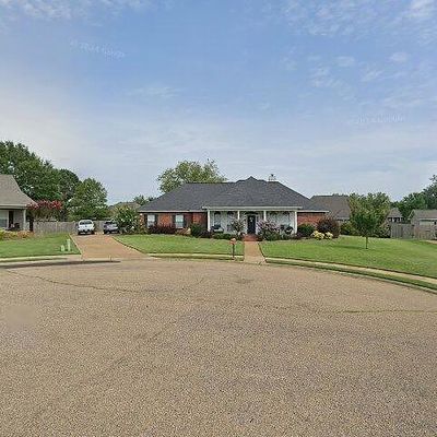 210 Park Pl, Brandon, MS 39042