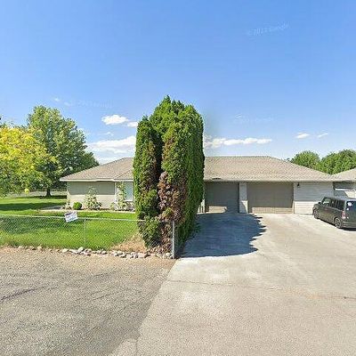 2101 Crusher Canyon Rd, Selah, WA 98942