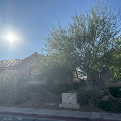 211 Crown Emperial St, Henderson, NV 89074