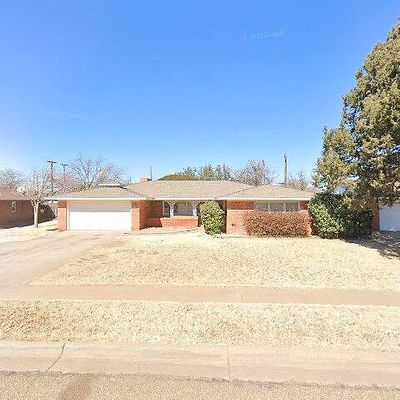 2110 65 Th St, Lubbock, TX 79412