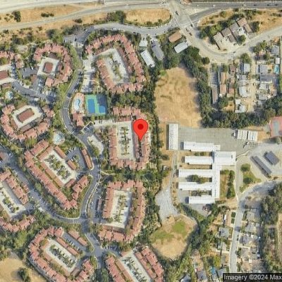 21100 Gary Dr #102, Castro Valley, CA 94546