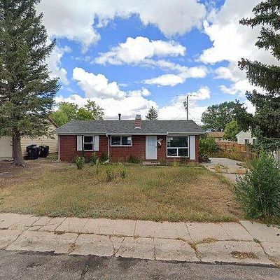 212 Dillon Ave, Cheyenne, WY 82007