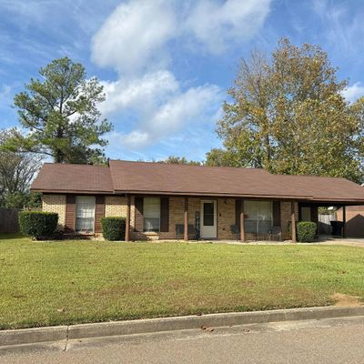 212 High Hill Dr, Vicksburg, MS 39180