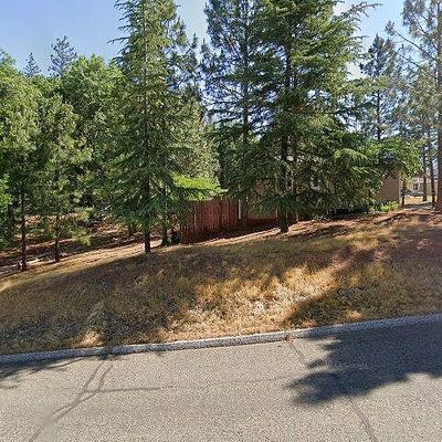 21207 Oakwood Ln, Foresthill, CA 95631