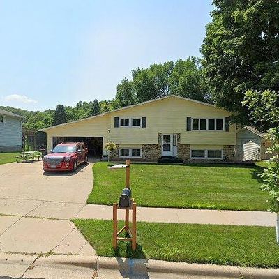 2124 Gernentz Ln, Red Wing, MN 55066