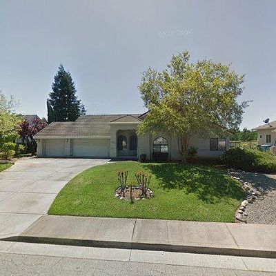 2132 Hope Ln, Redding, CA 96003