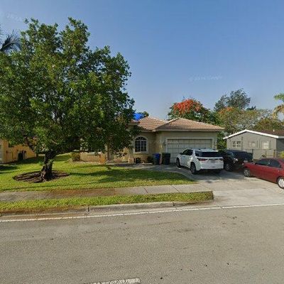 2134 Nw 28 Th St, Oakland Park, FL 33311