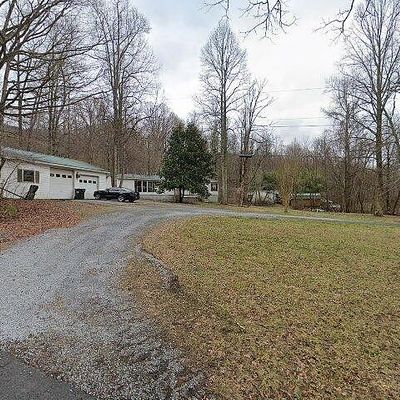 214 Bobs Hollow Rd, Elizabethton, TN 37643