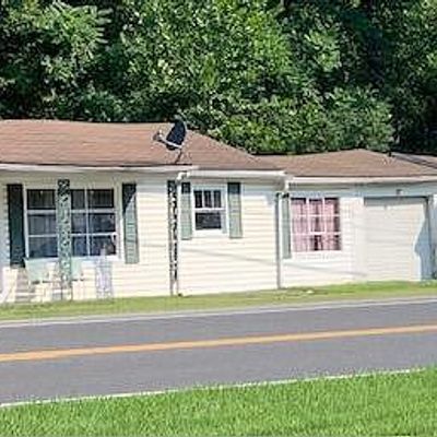 2144 Franklin St, Rocky Mount, VA 24151