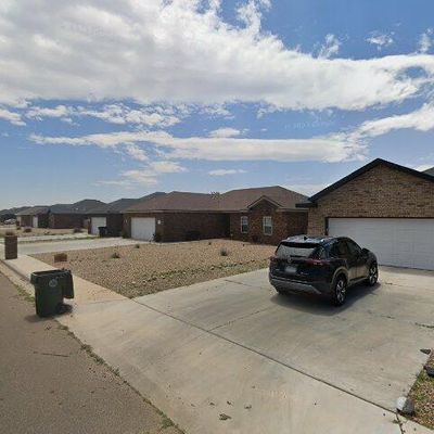 217 Non Pareil Ln, Clovis, NM 88101