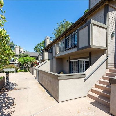 2175 Pacific Ave, Costa Mesa, CA 92627