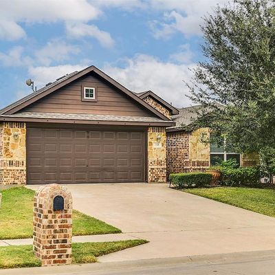 218 Chimney Rock Dr, Waxahachie, TX 75167