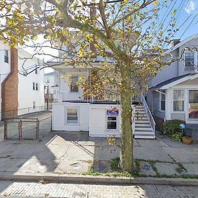 22 N Austin Ave, Ventnor City, NJ 08406