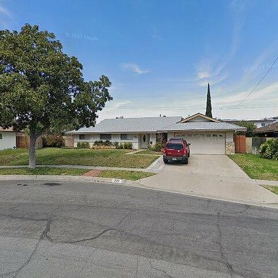 220 Lomita Dr, Rialto, CA 92376