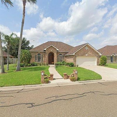 2201 Lazy Lake Dr, Harlingen, TX 78550