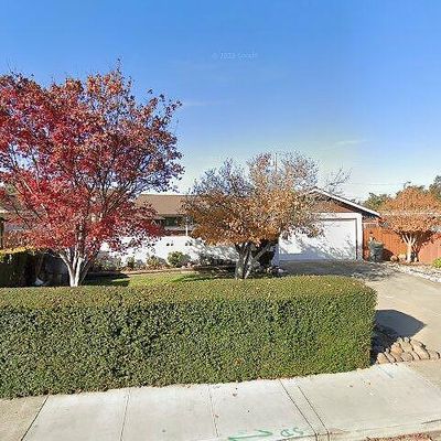 2207 Dover Ave, Fairfield, CA 94533