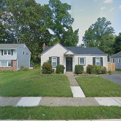 221 Lake Blvd, Lindenwold, NJ 08021