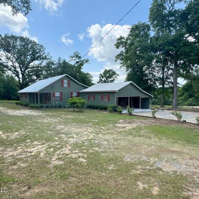 2213 Beesley Rd, Lucedale, MS 39452