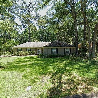 2213 Yaupon Dr, Tallahassee, FL 32303