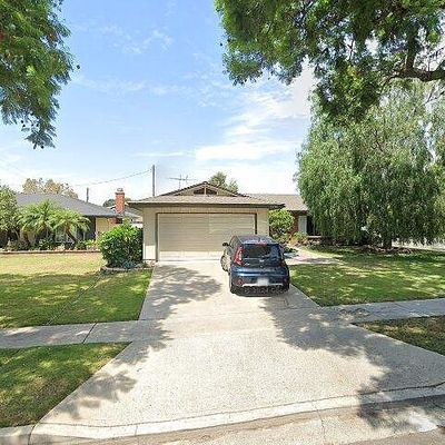 2218 N Wright St, Santa Ana, CA 92705